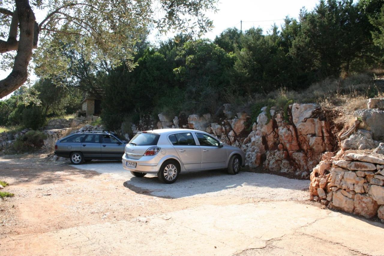 Apartments By The Sea Cove Zarace - Gdinj, Hvar - 4598 Esterno foto