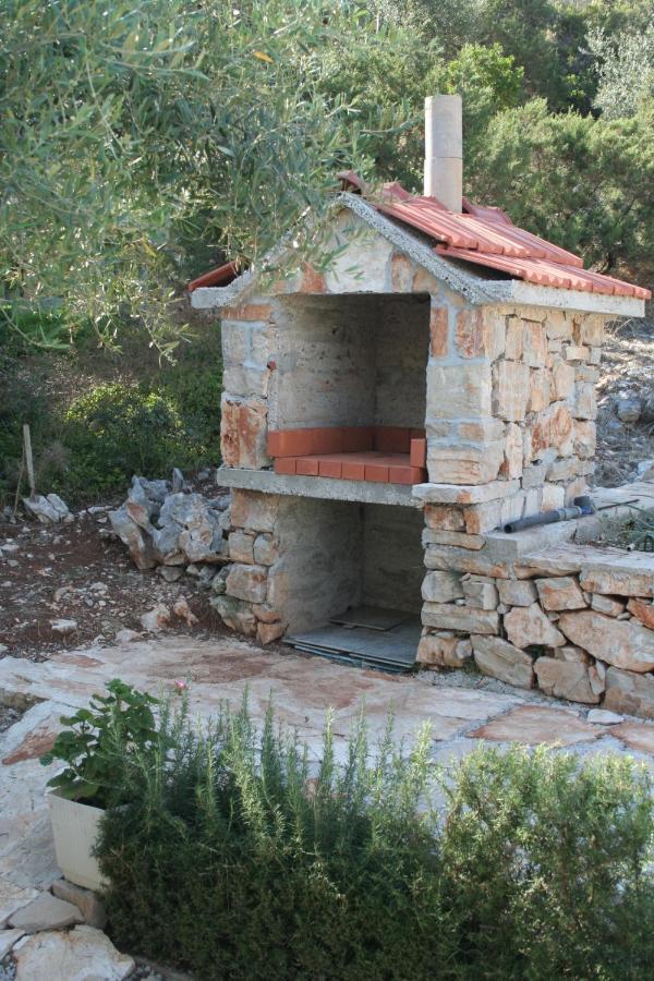 Apartments By The Sea Cove Zarace - Gdinj, Hvar - 4598 Esterno foto