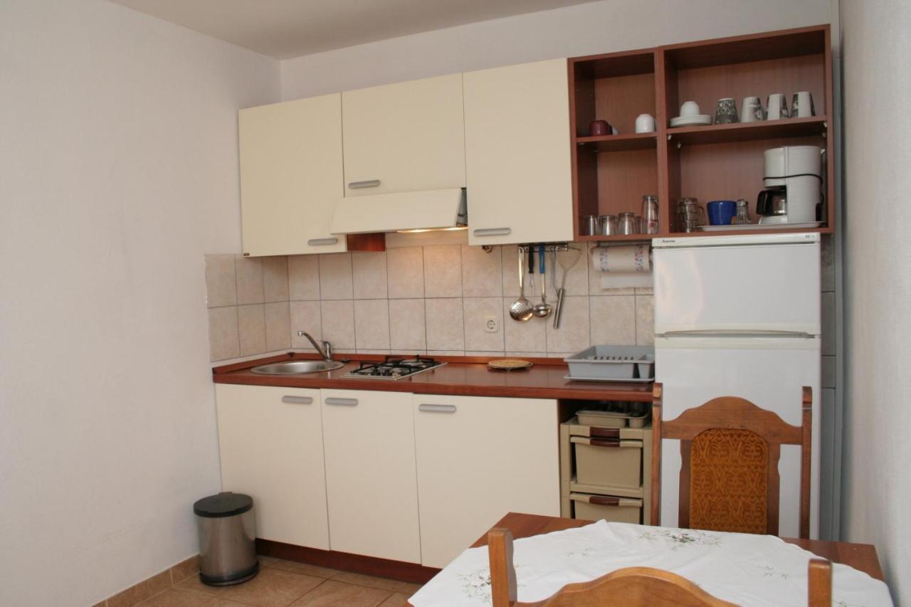 Apartments By The Sea Cove Zarace - Gdinj, Hvar - 4598 Esterno foto